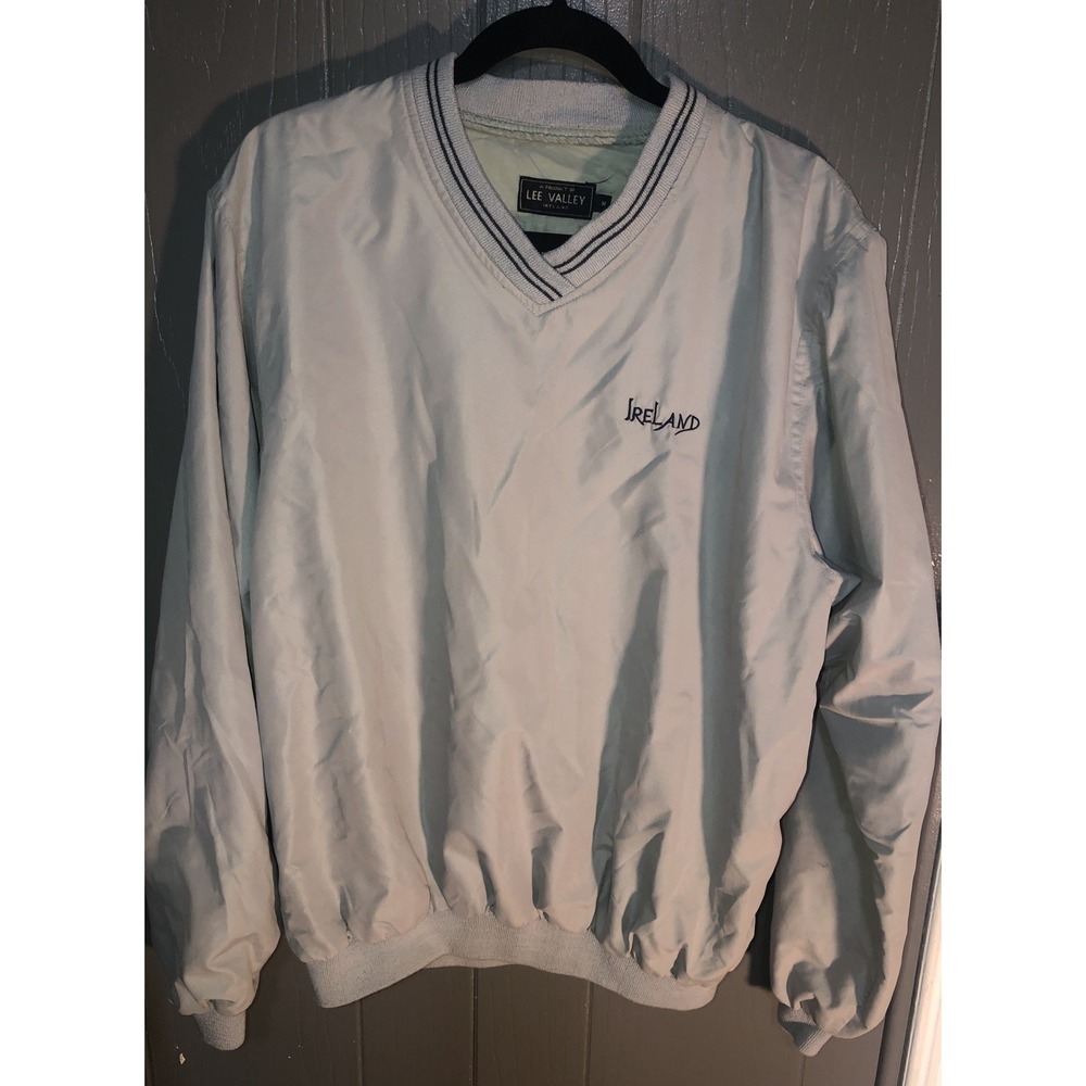 Ireland Vneck Pullover Embroidered Windbreaker Gray L/S Medium EUC